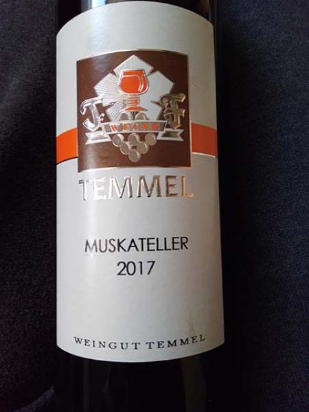 Steirischer Weiswein Muskateller